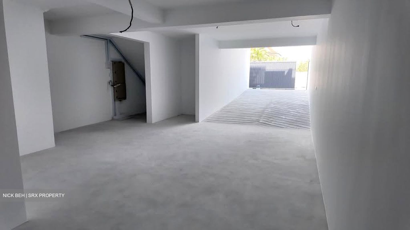 Seletar Hills Estate (D28), Terrace #632423751